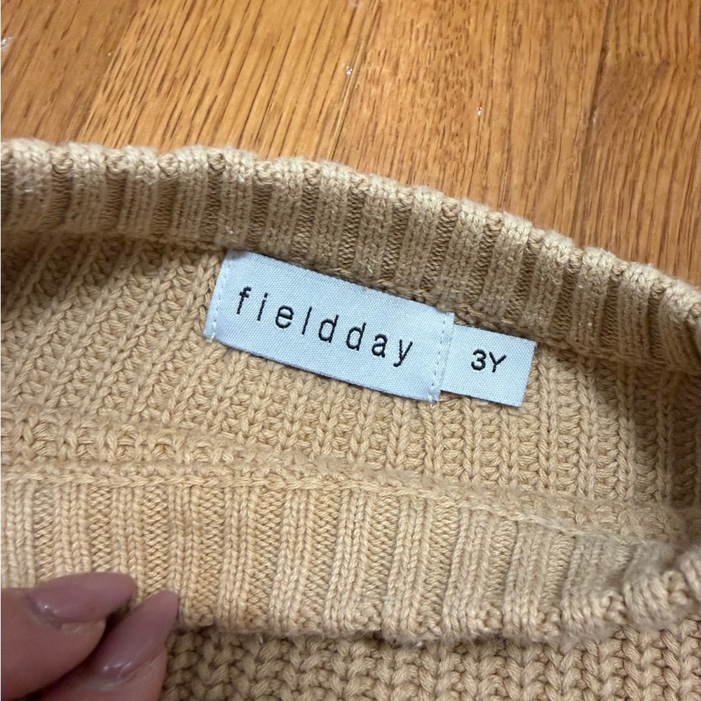 Fieldday Sweater - Picture 3 of 4